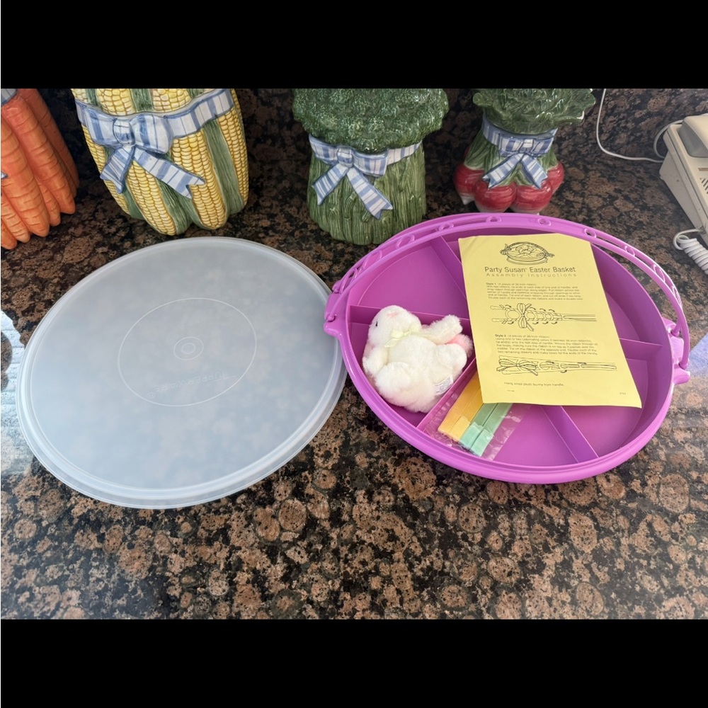 NEW VTG 💜🤍TUPPERWARE PARTY SUSAN TRAY EASTER BASKET PURPLE